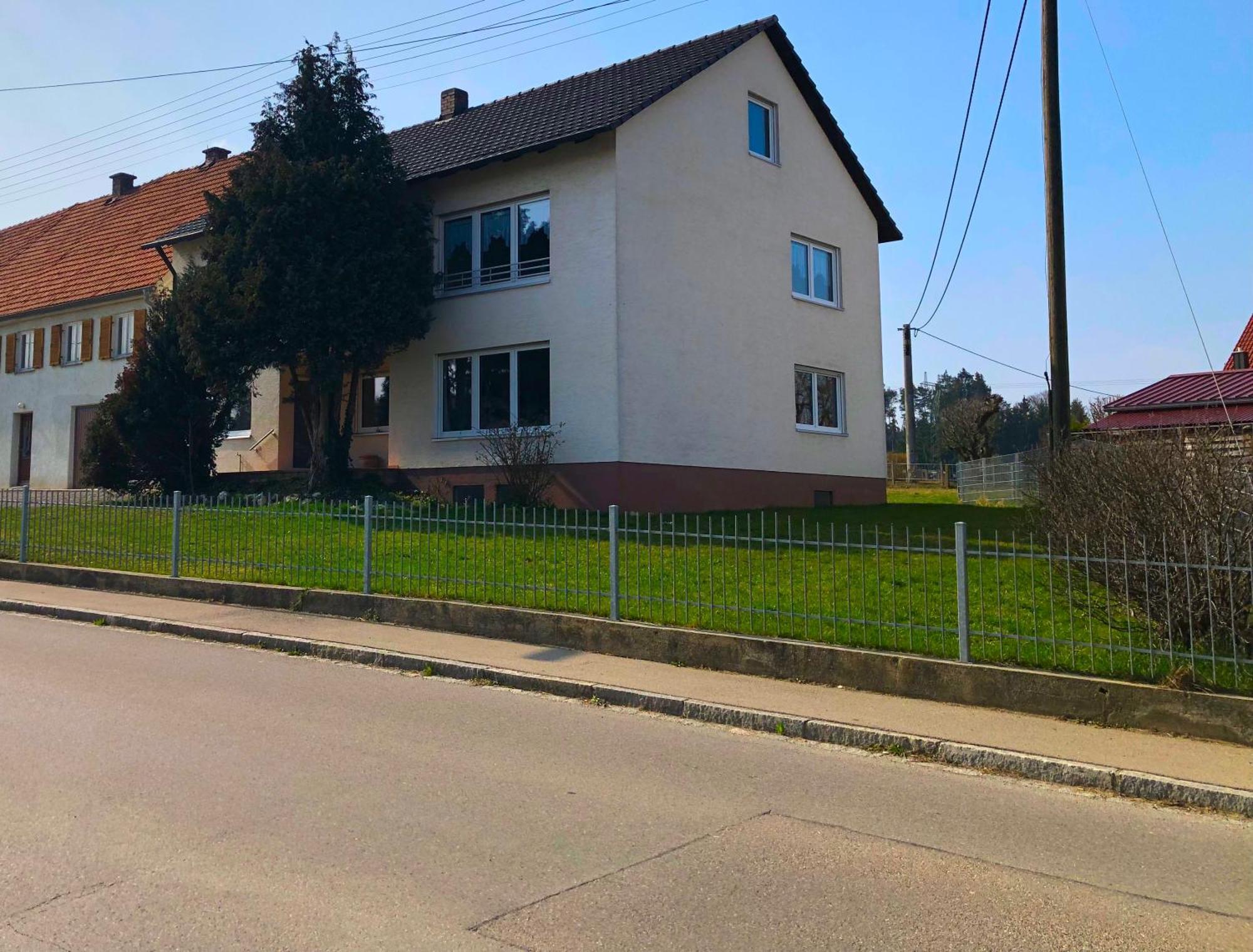 Ferienwohnungen / Ferienhaus Adelsried Exterior photo
